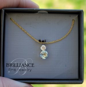 ☆New 10K Gold Genuine Blue Topaz Necklace☆